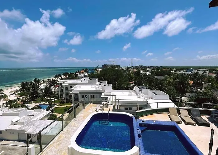 Moonlight Puerto Morelos